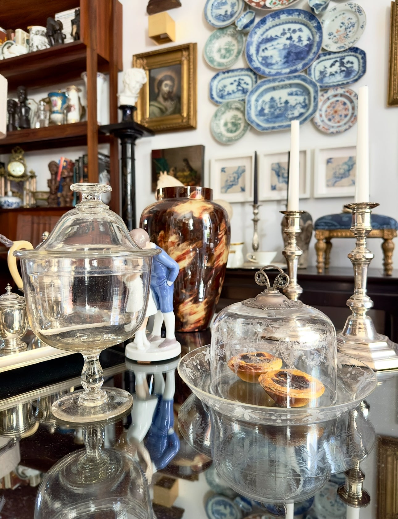 Compoteira com tampa em vidro do Século XIX