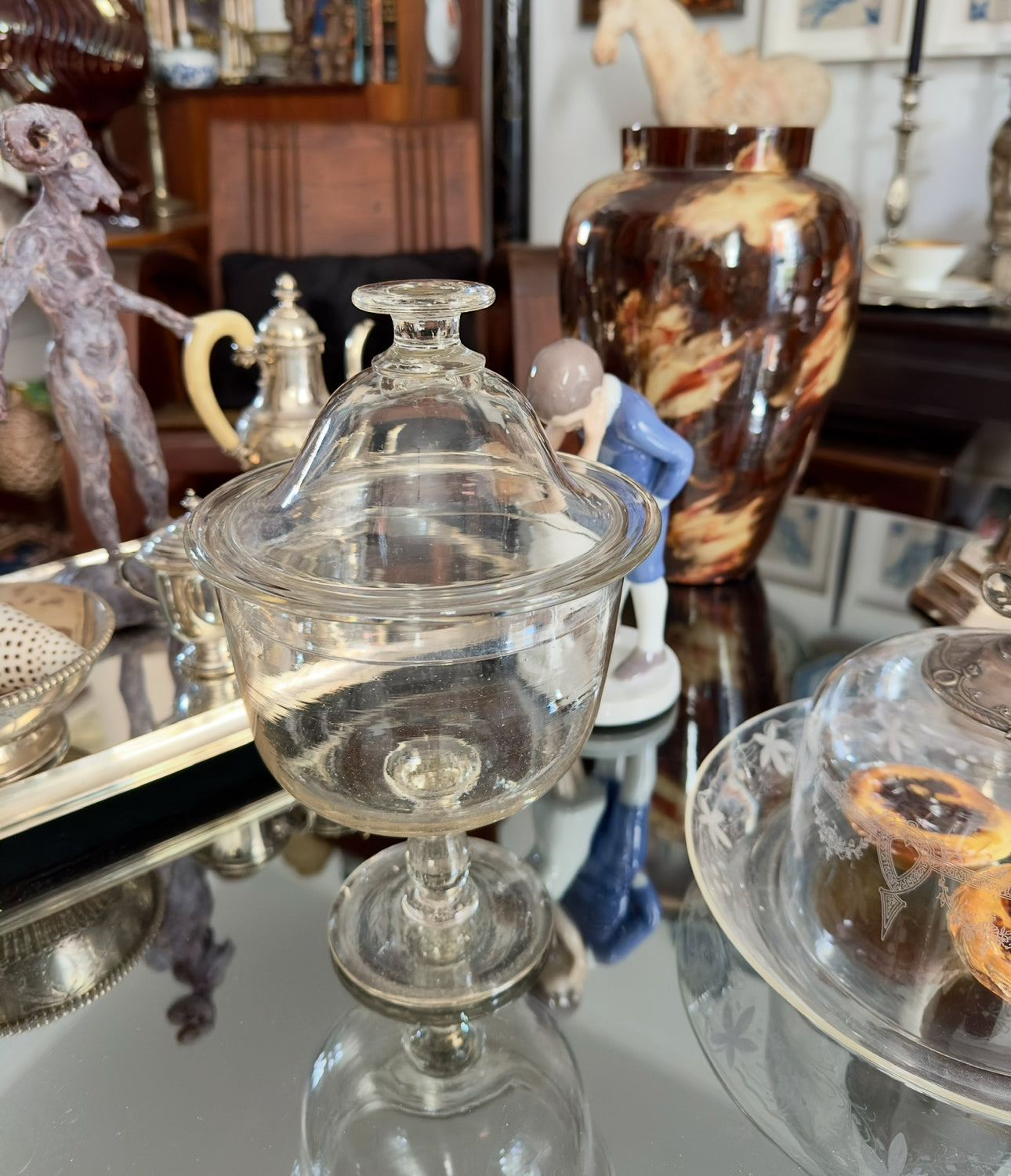 Compoteira com tampa em vidro do Século XIX