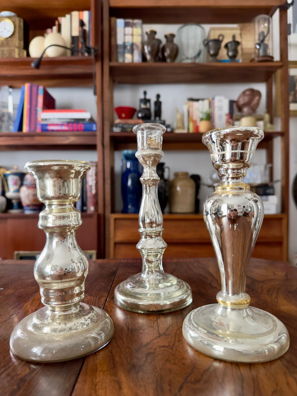 Castiçais em vidro do Século XIX