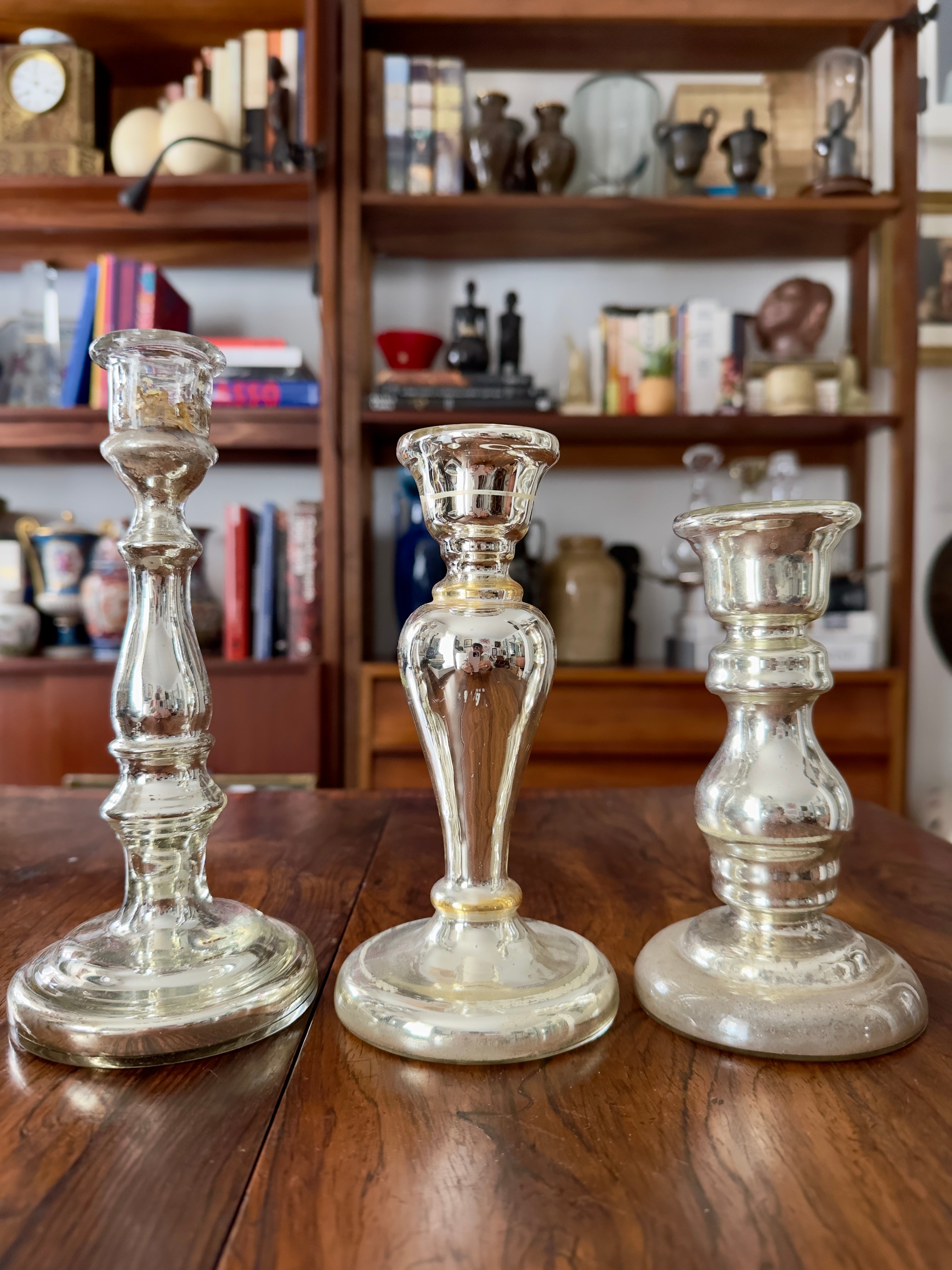 Castiçais em vidro do Século XIX