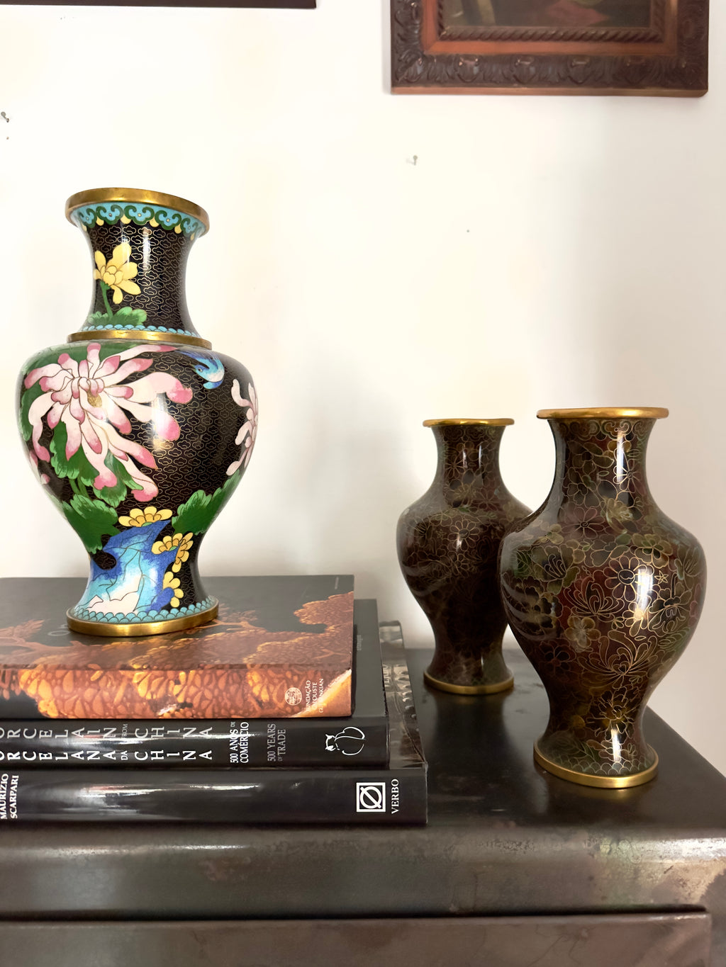 Jarras em metal cloisonné