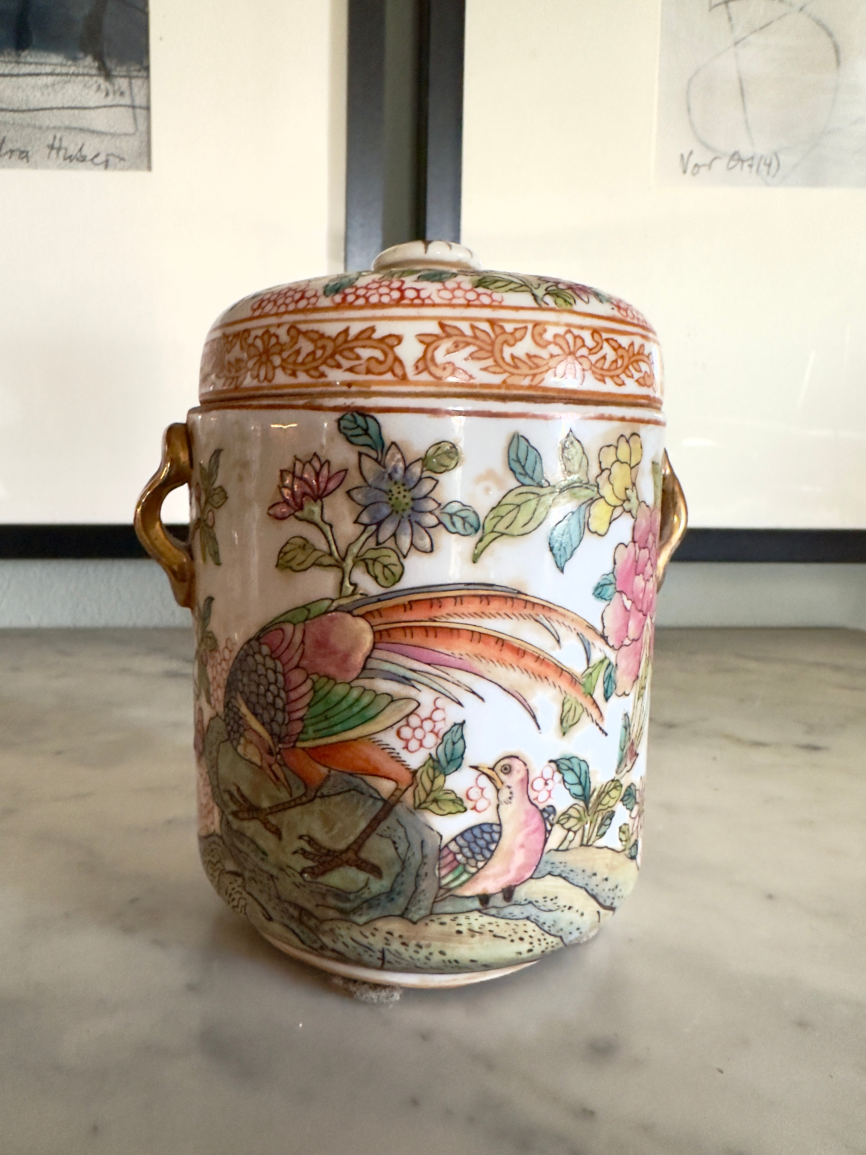 Porcelana / Caixa chinesa do Século XIX, segundo Reinado Qianlong com armas de Dom João V