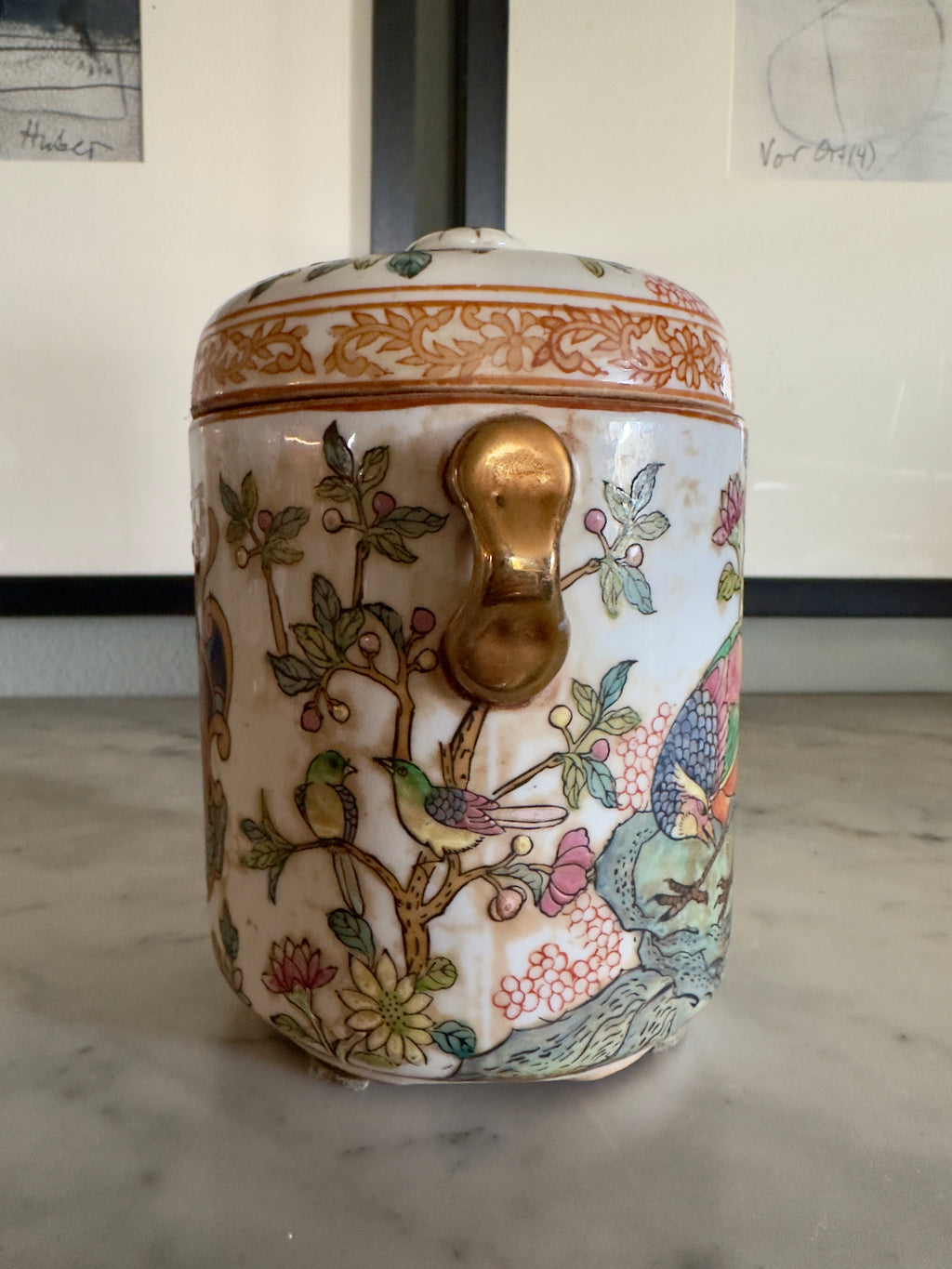 Porcelana / Caixa chinesa do Século XIX, segundo Reinado Qianlong com armas de Dom João V