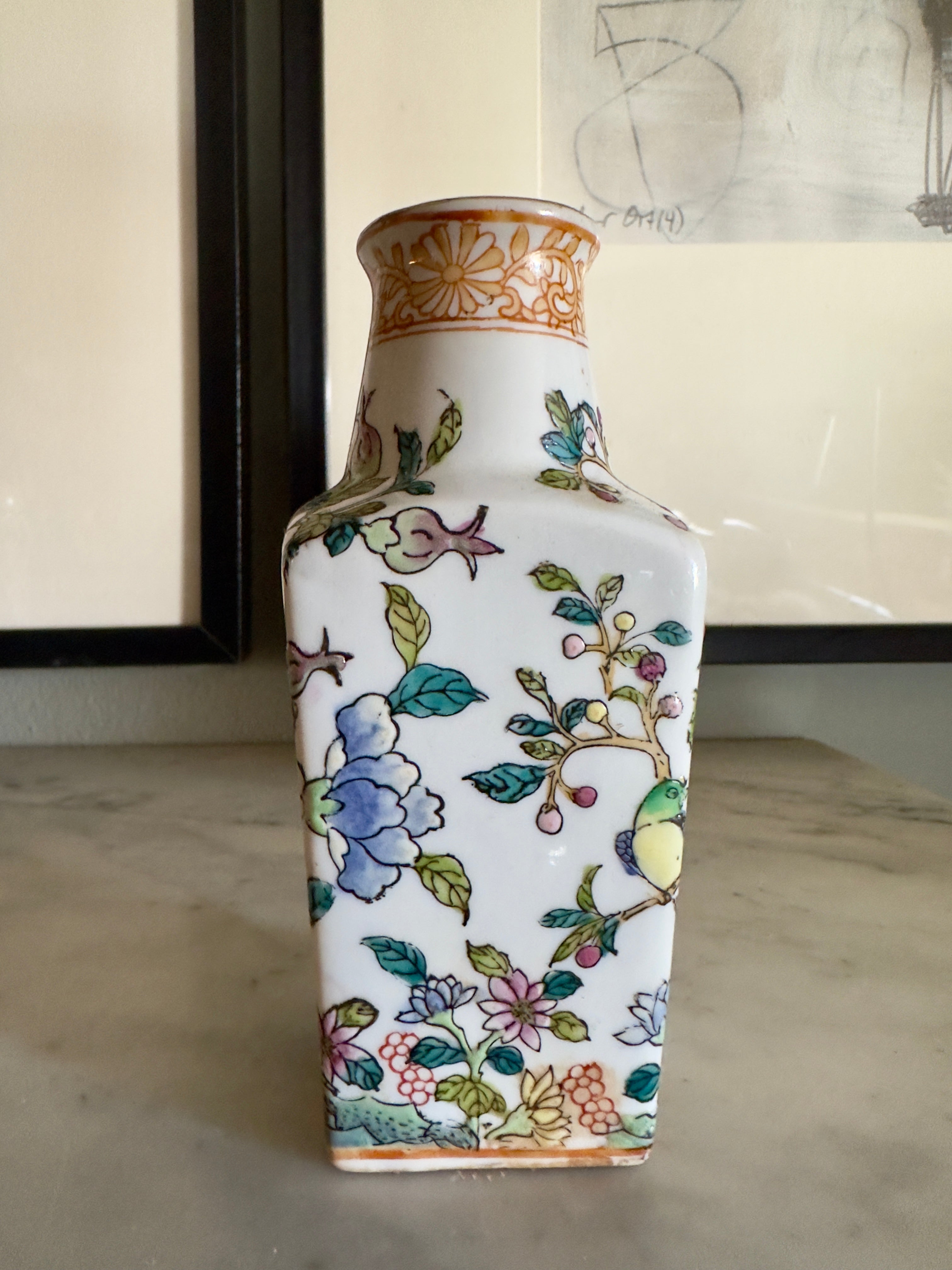 Porcelana / Jarra chinesa do Século XIX, segundo Reinado Qianlong com armas de Dom João V