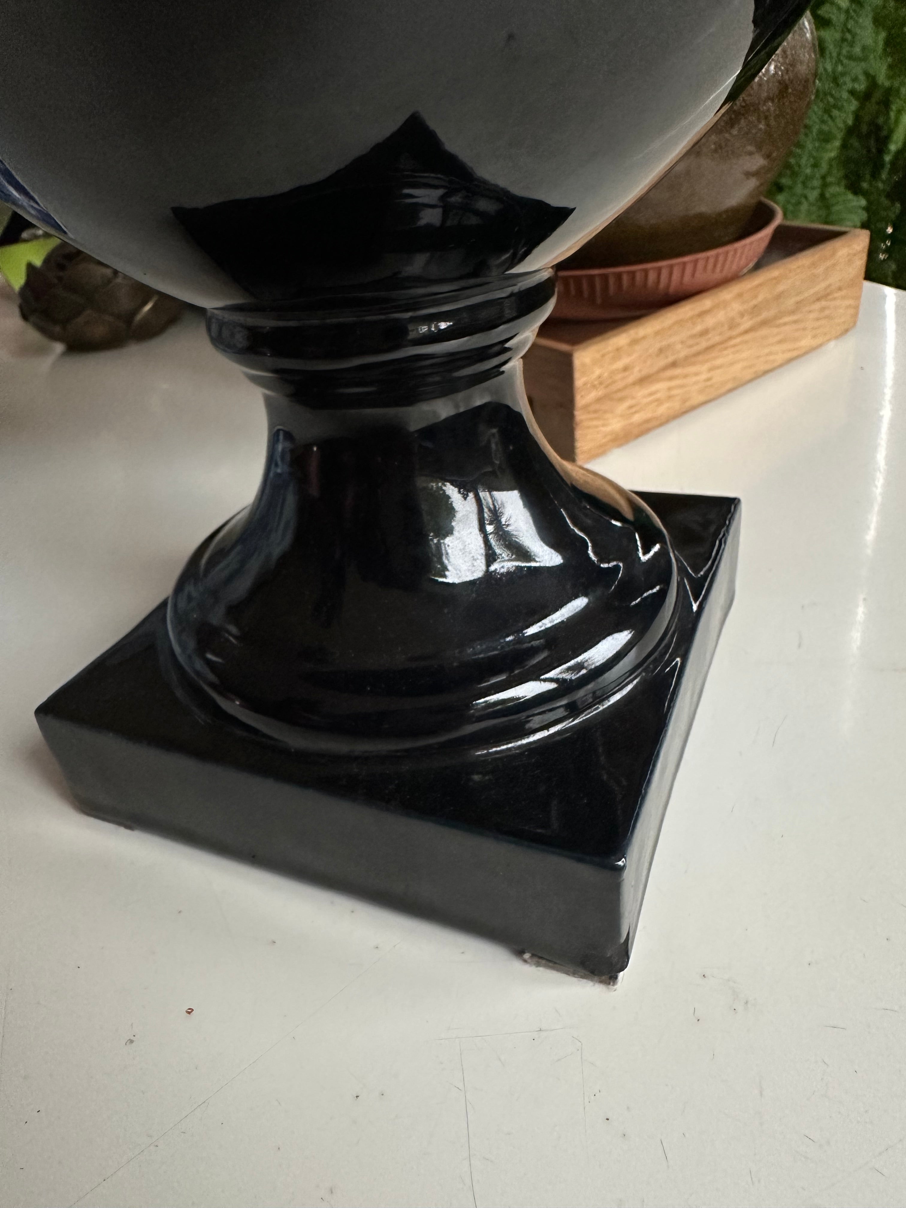 Cerâmica - Vaso / Jarra em faiança Bordallo Pinheiro, início Séc.XX