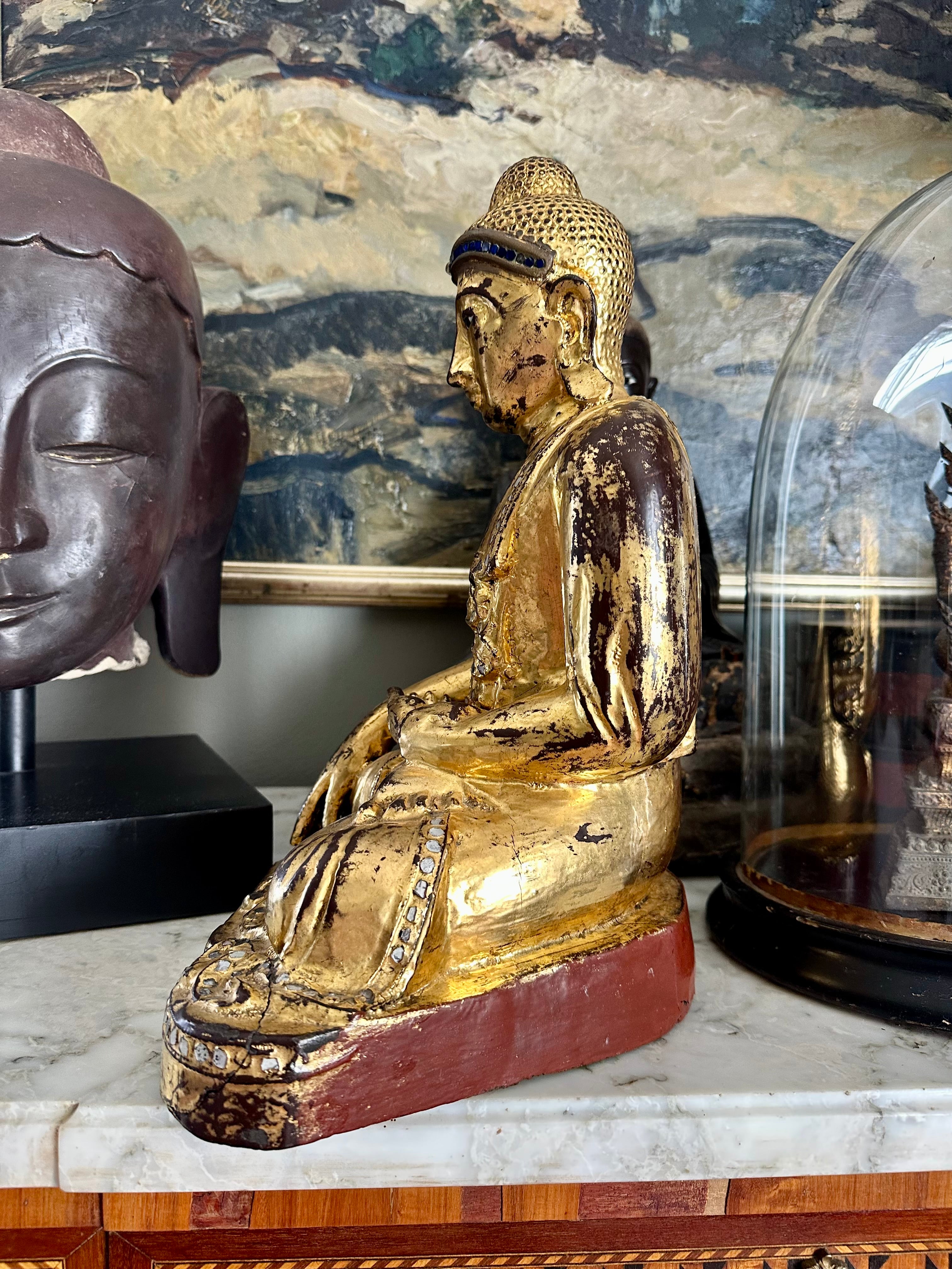 Buda tailandês, meados Século XX