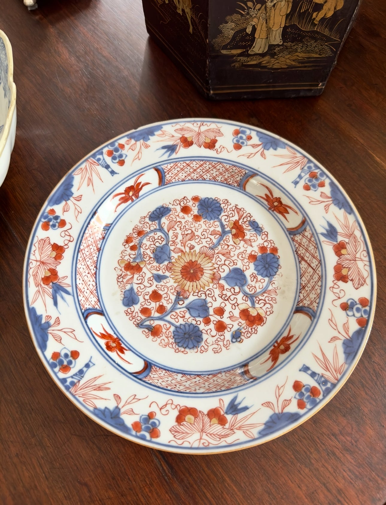 Porcelana / Prato chinês Imari do Século XVIII