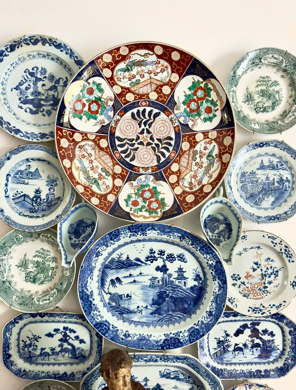 Porcelana / Prato Imari do Século XIX