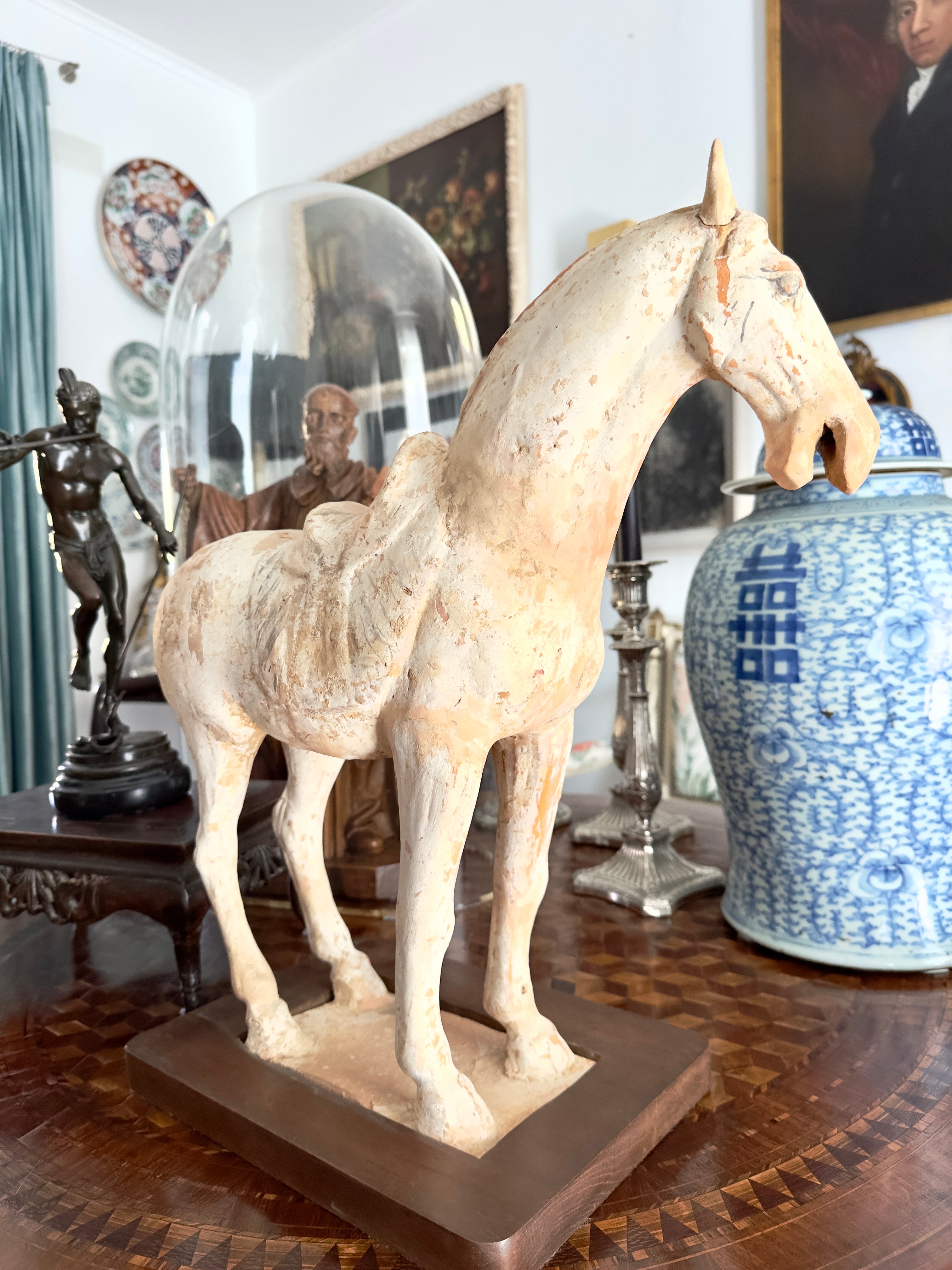 Cavalo em terracota chinesa Dinastia Tang