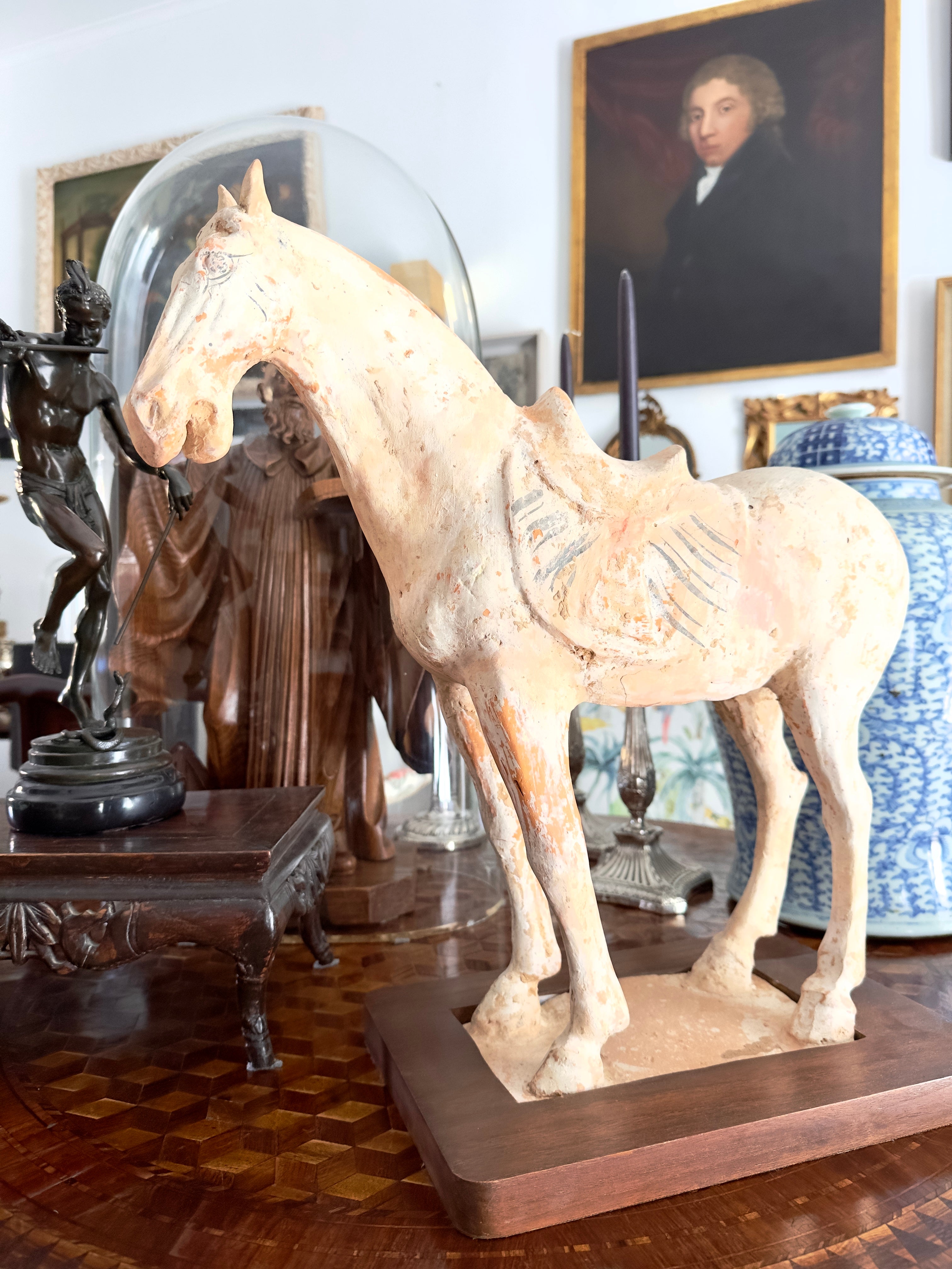 Cavalo em terracota chinesa Dinastia Tang
