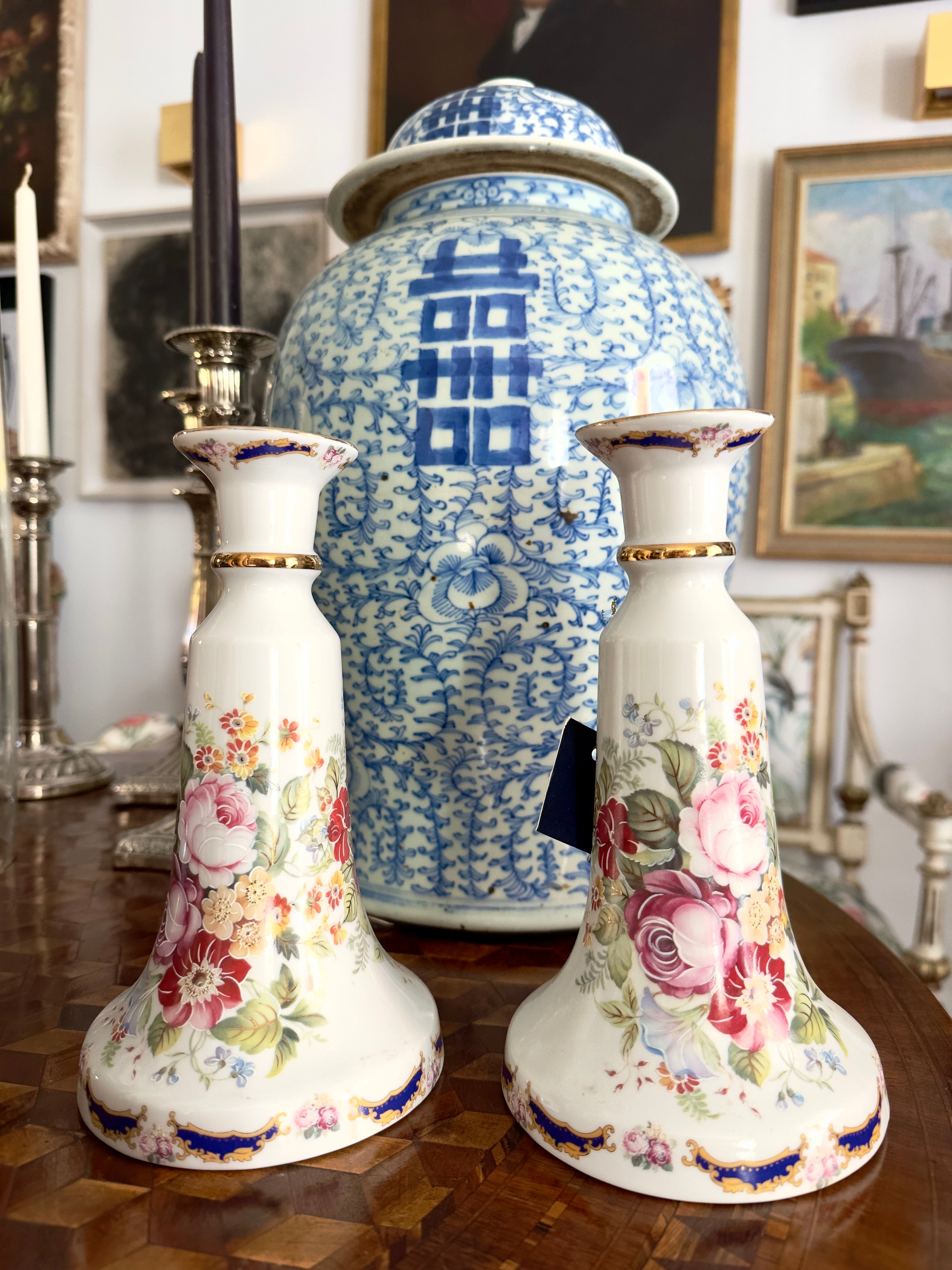 Porcelana / par castiçais