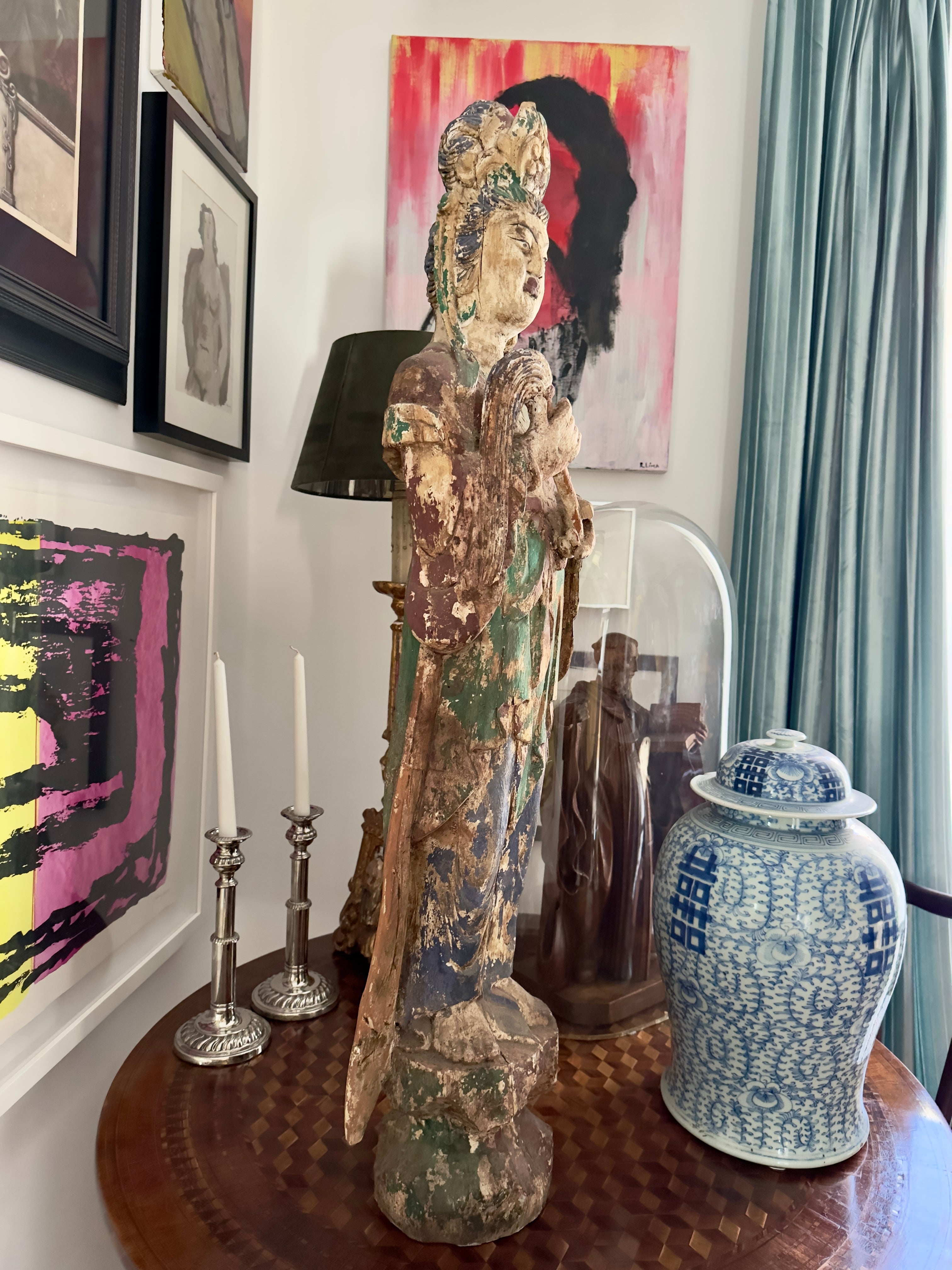 Escultura Deusa oriental Guanyin