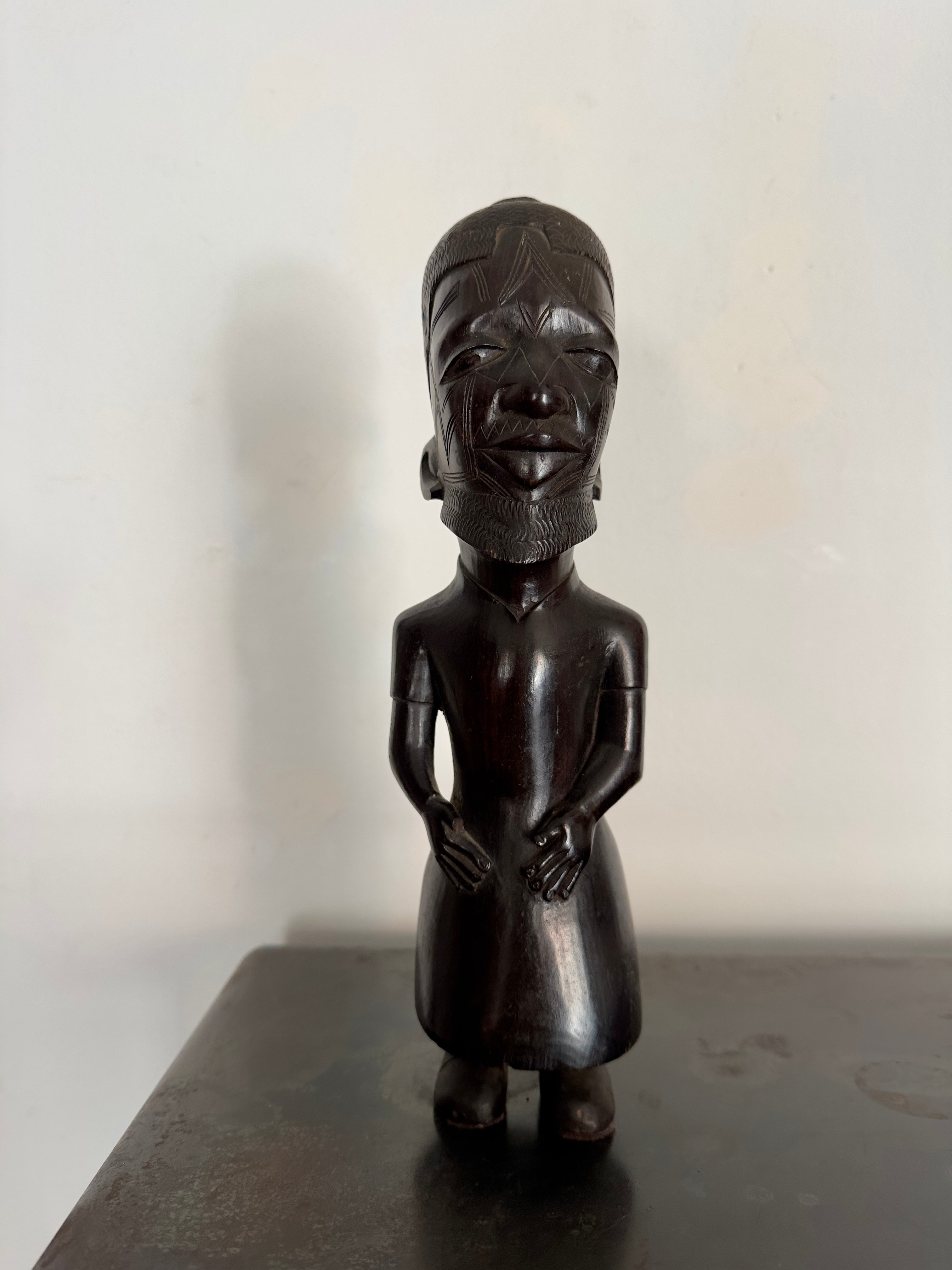 Busto / Escultura figura masculina africana Maconde