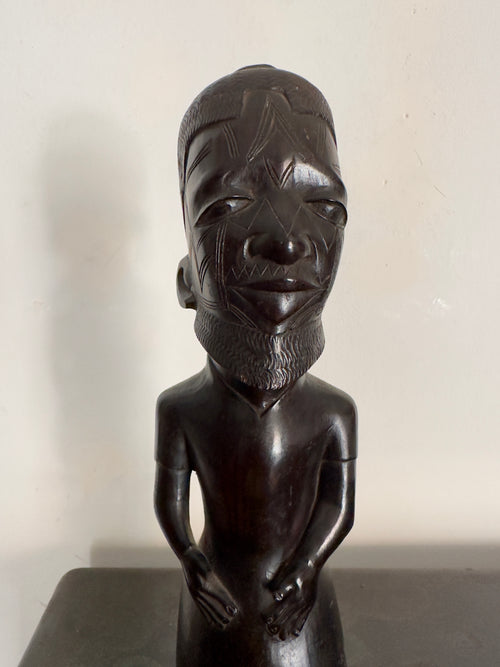 Busto / Escultura figura masculina africana Maconde