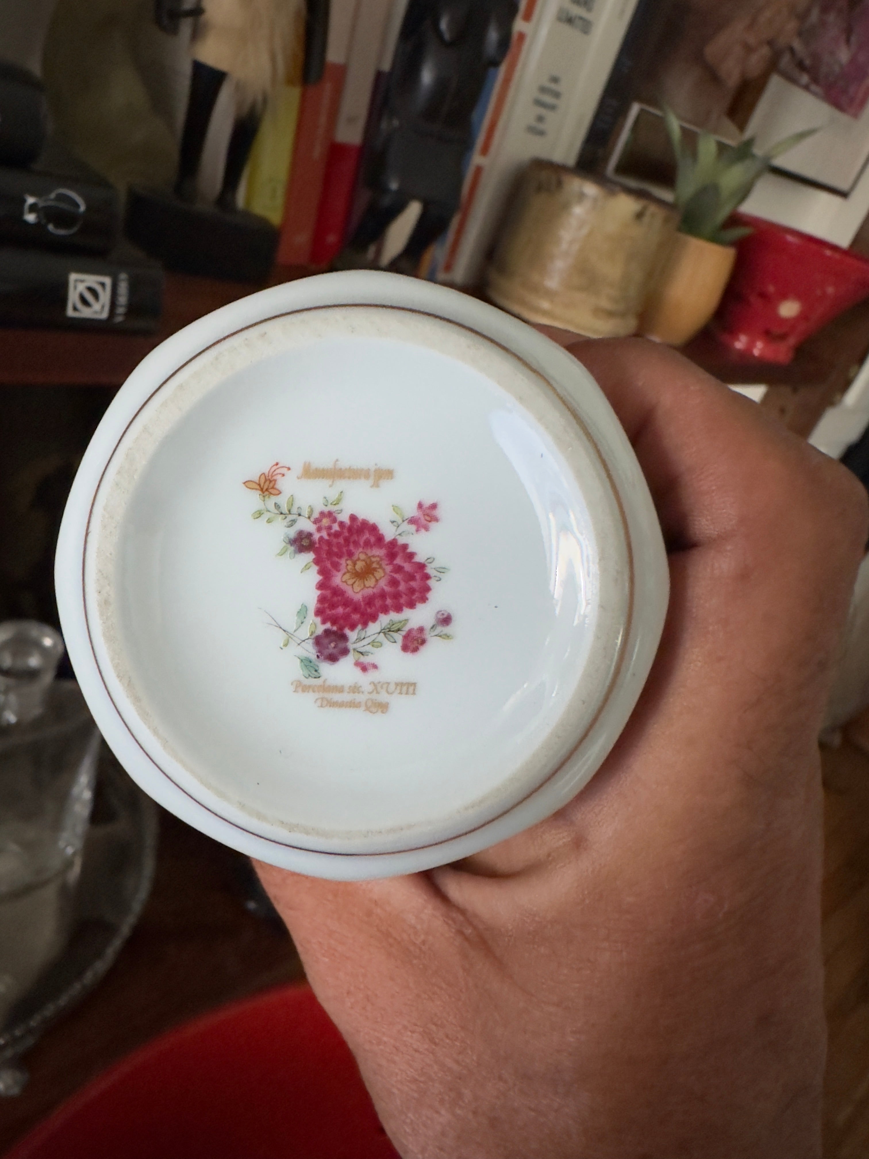 Jarra em porcelana portuguesa