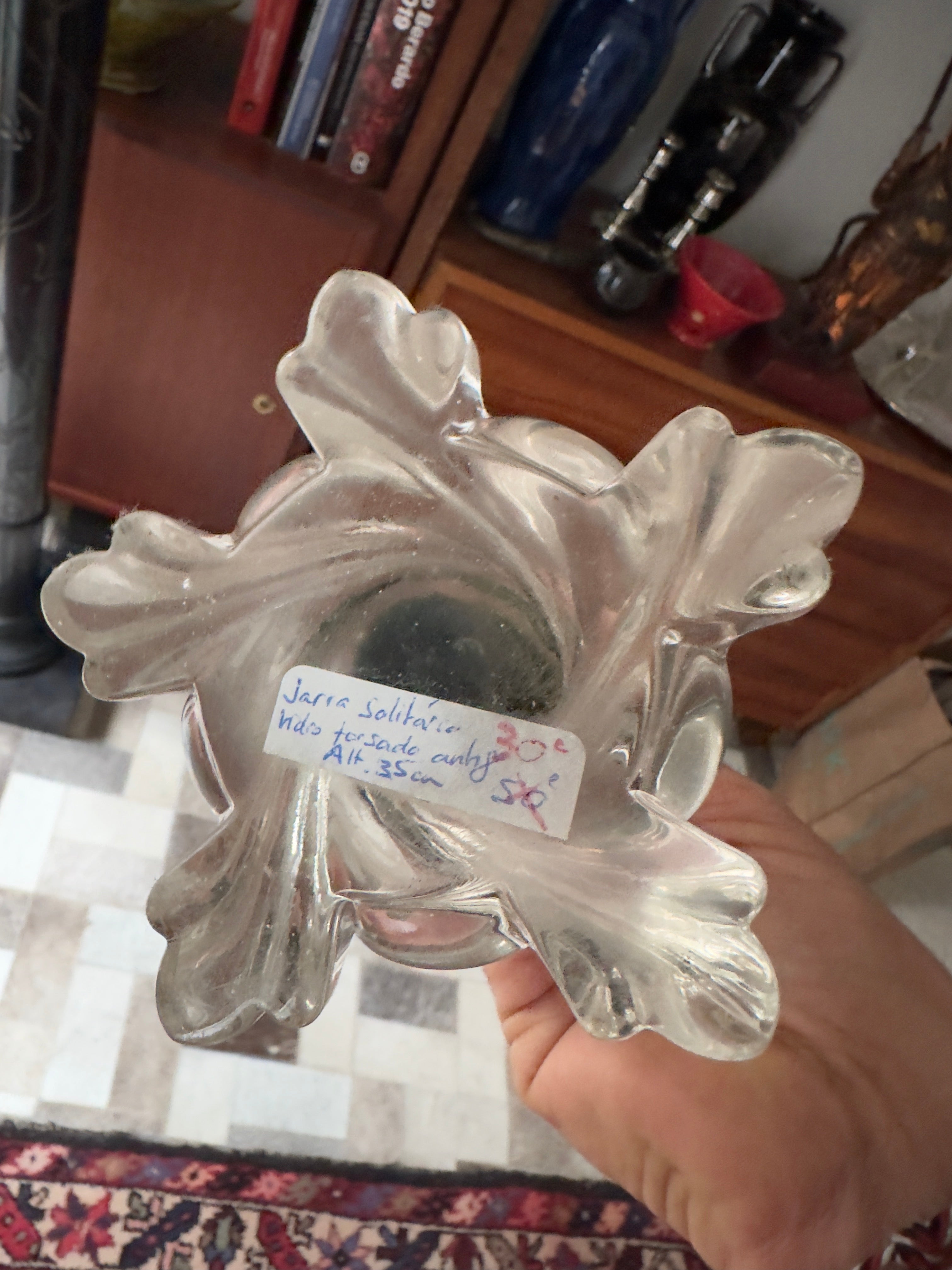 Jarra solitário em vidro