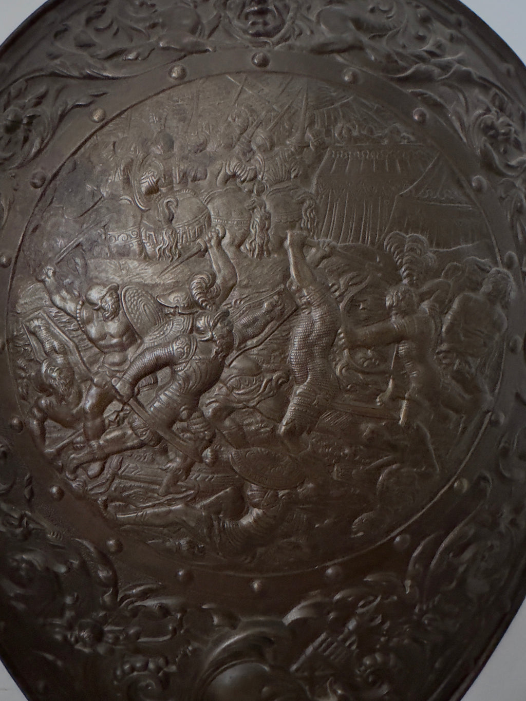 Placa efeito bronze, estilo renascentista