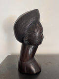 Busto / Escultura masculina africana Maconde