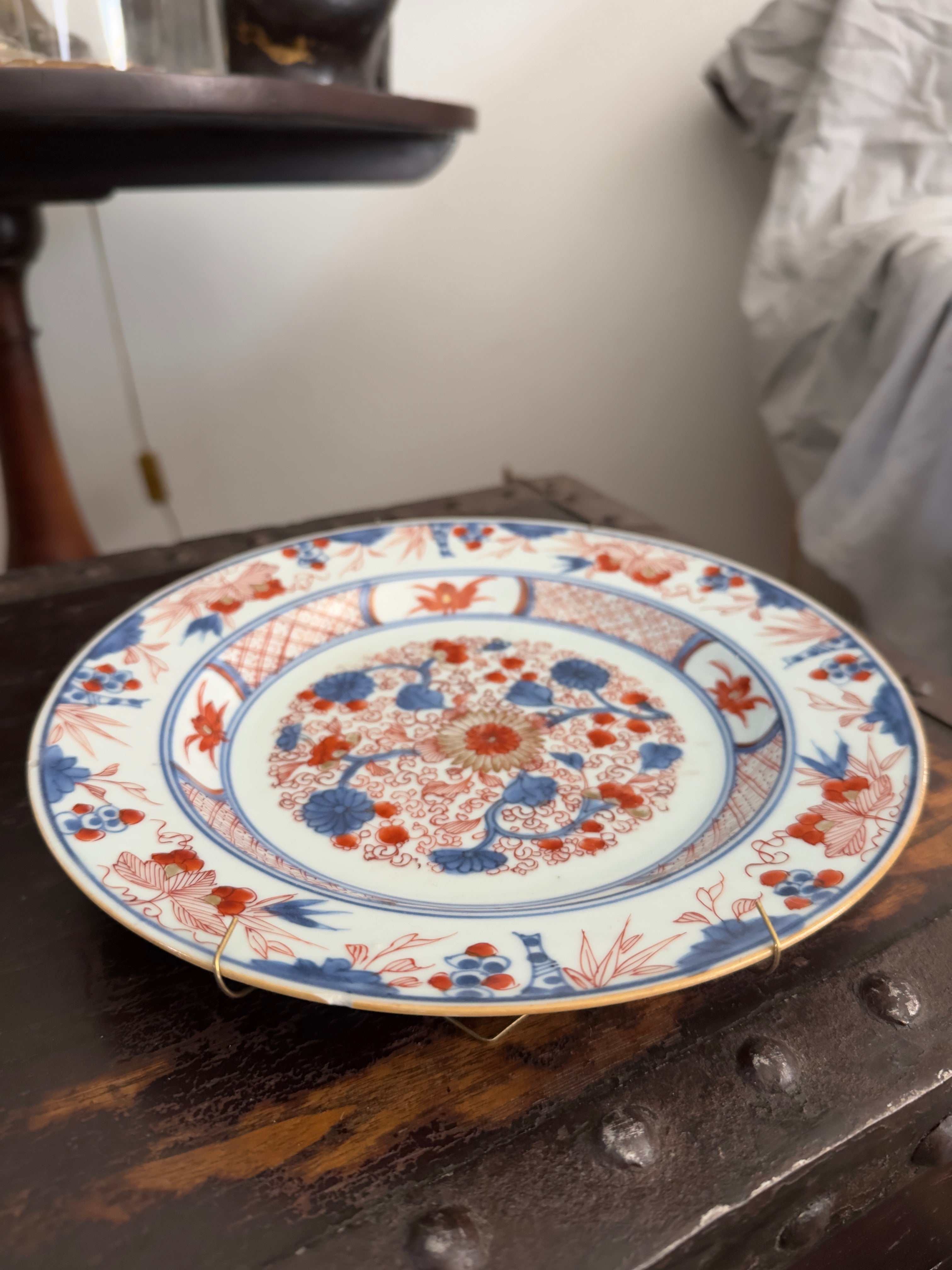 Porcelana / Prato chinês Imari do Século XVIII