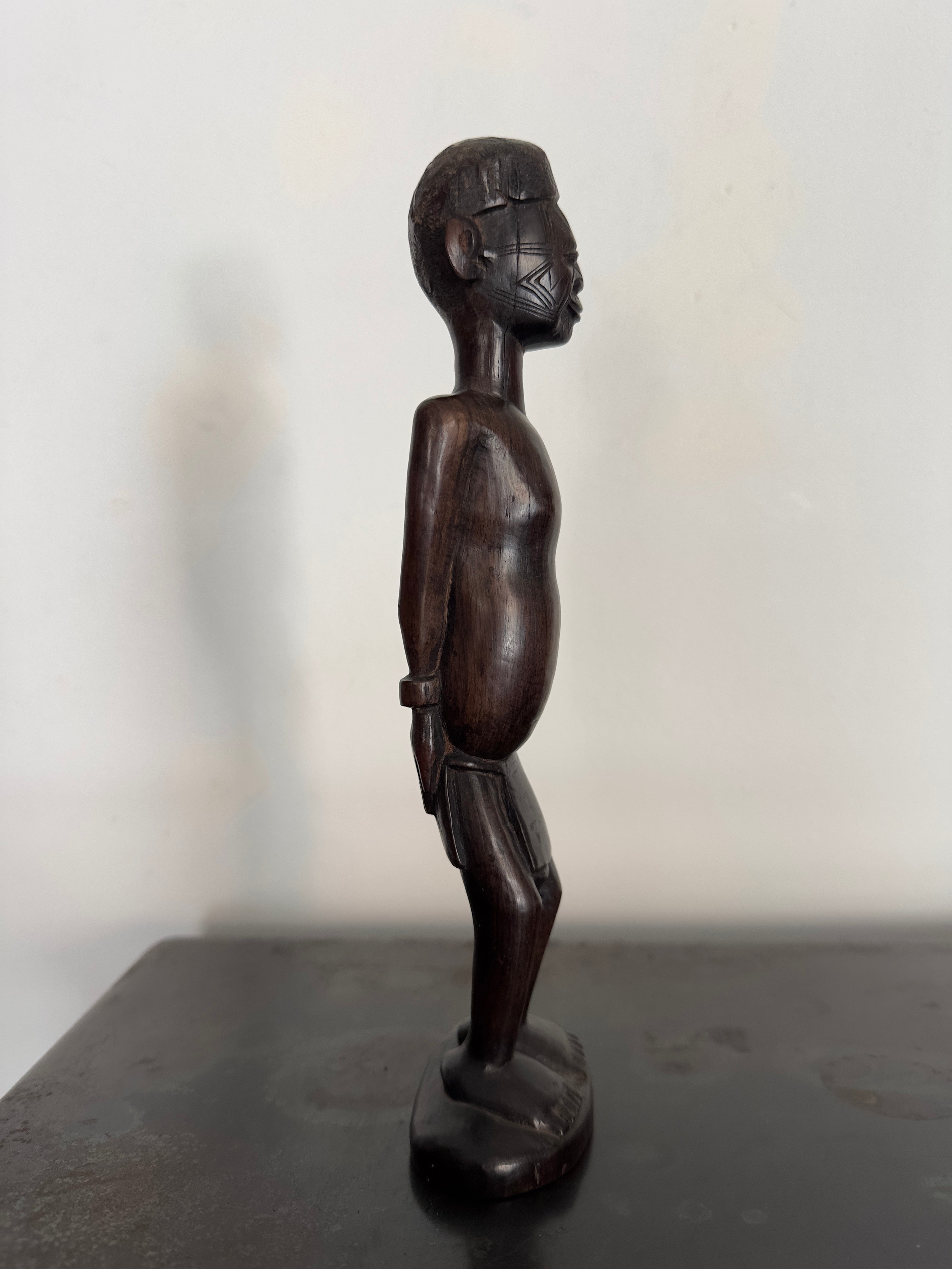 Busto / Escultura figura masculina africana Maconde