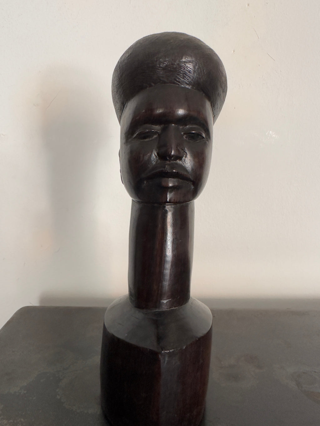 Busto / Escultura figura masculina africana Maconde