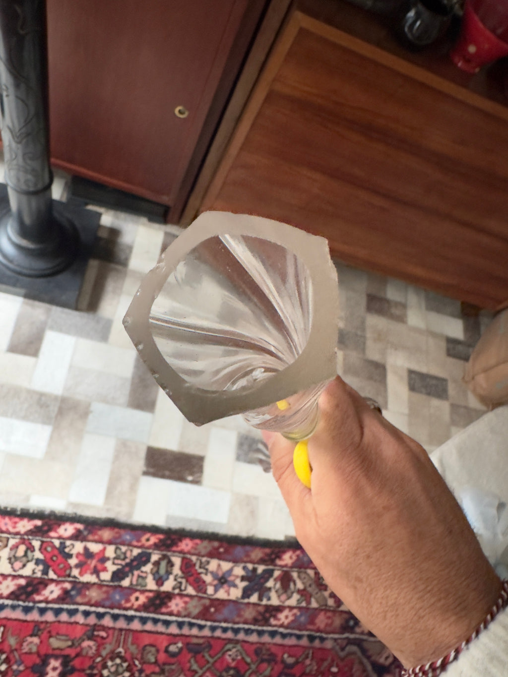 Jarra solitário em vidro