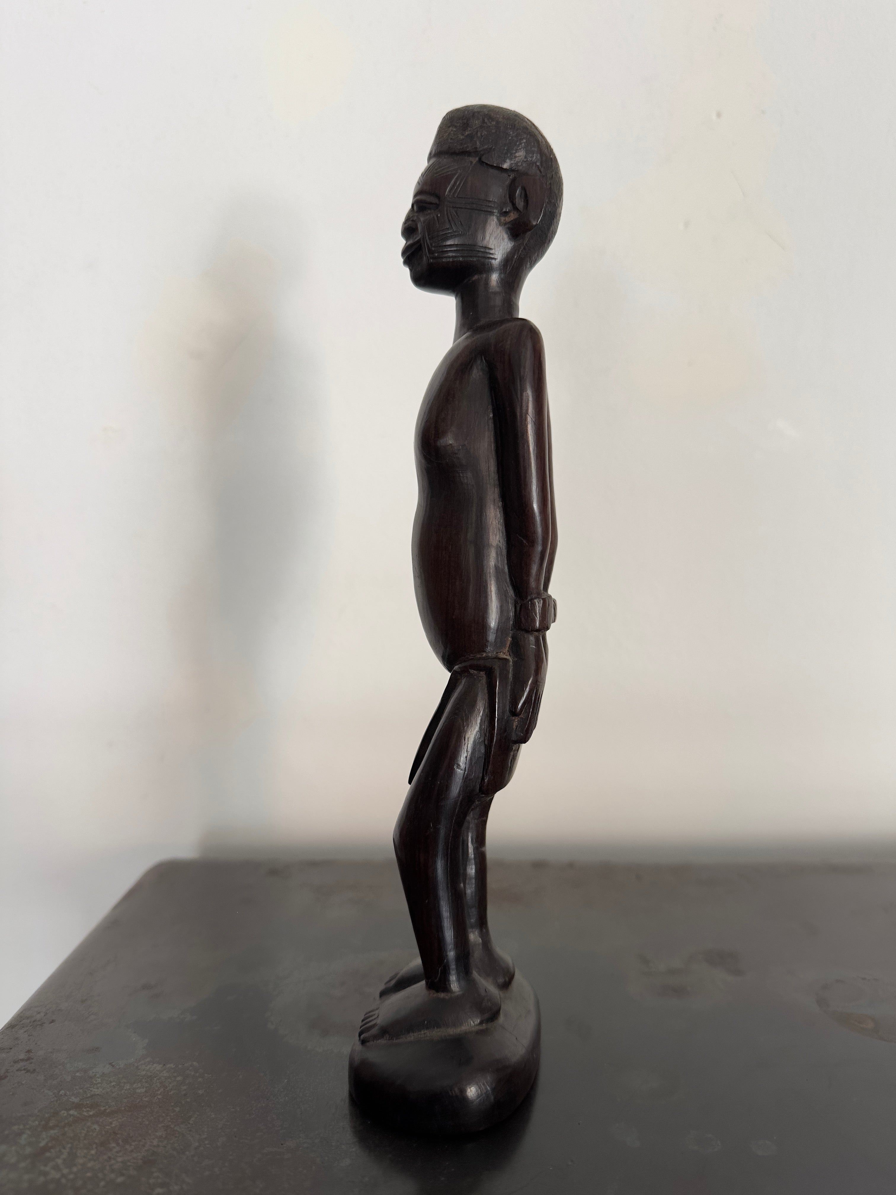Busto / Escultura figura masculina africana Maconde