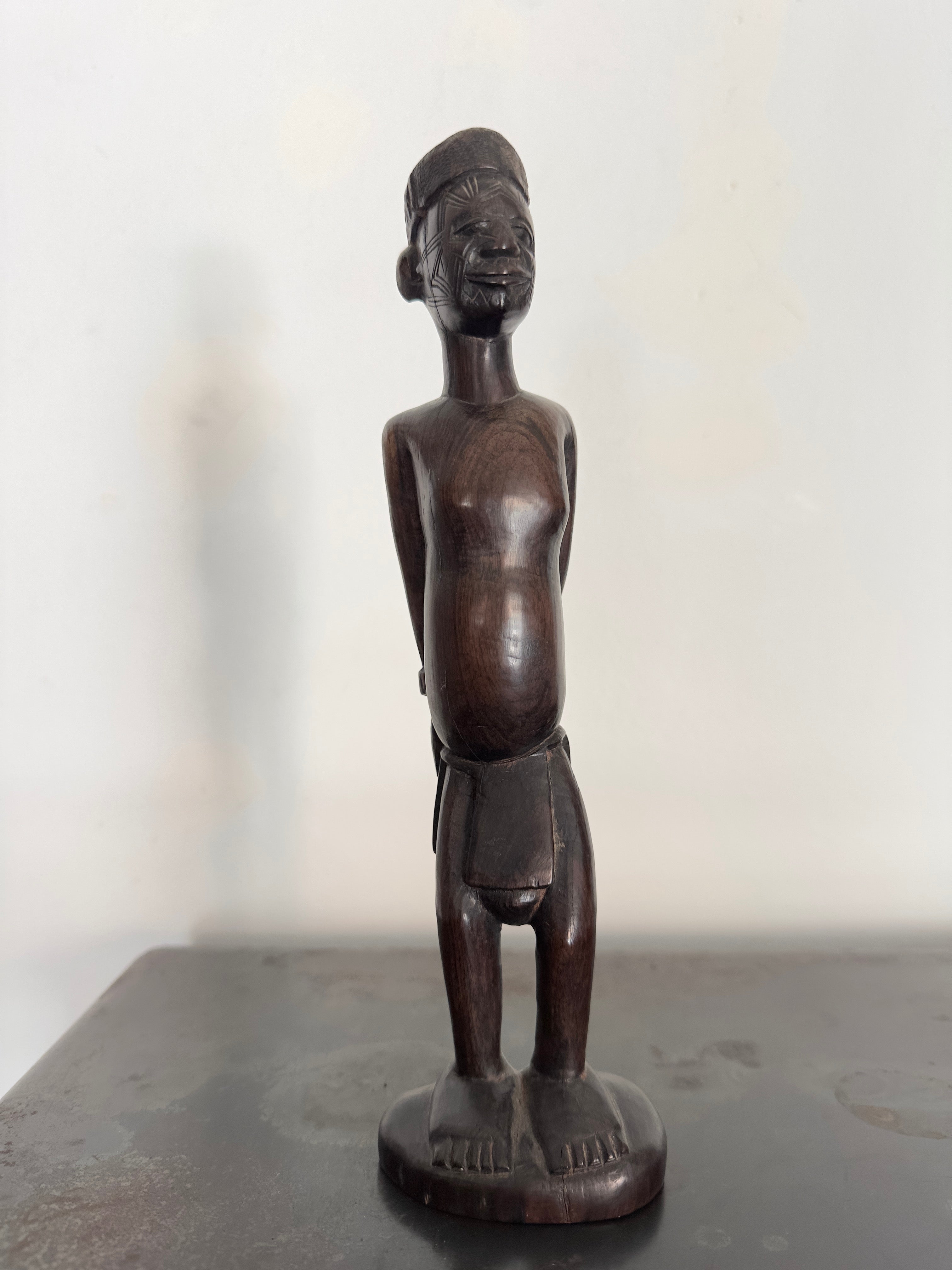 Busto / Escultura figura masculina africana Maconde
